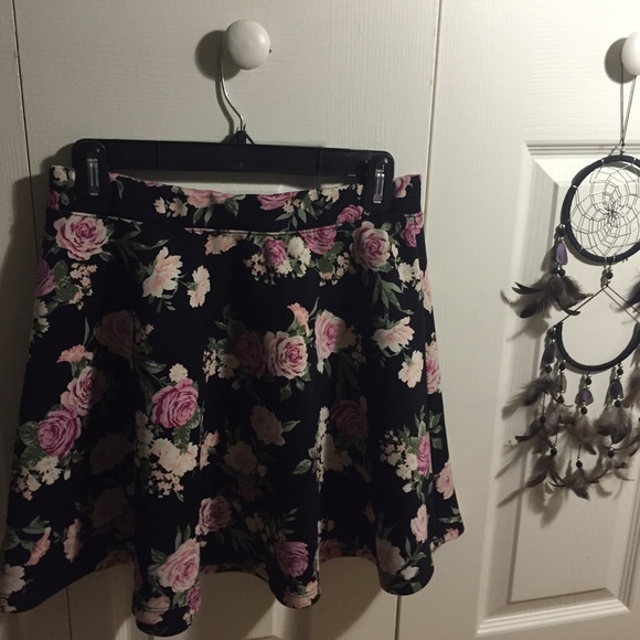Forever 21 Floral Skirt