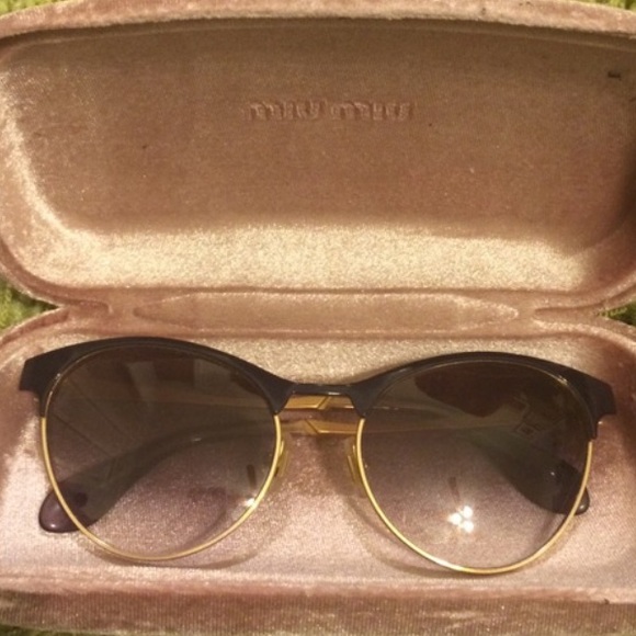 💥lowest💥 Miu miu cateye sunglasses NAB-1F0