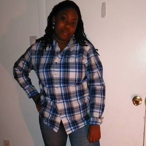 Meet your Posher, Akeisha