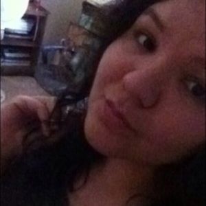 Meet your Posher, Carolina