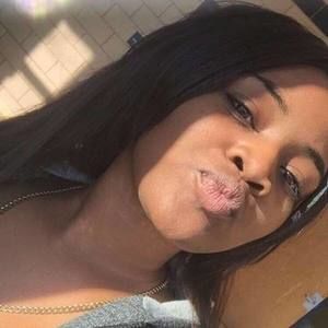 Meet your Posher, Jael