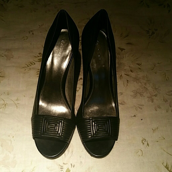 [Calvin Klein] Black leather peep toes - Picture 2 of 3
