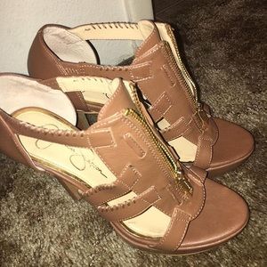 Jessica Simpson heels