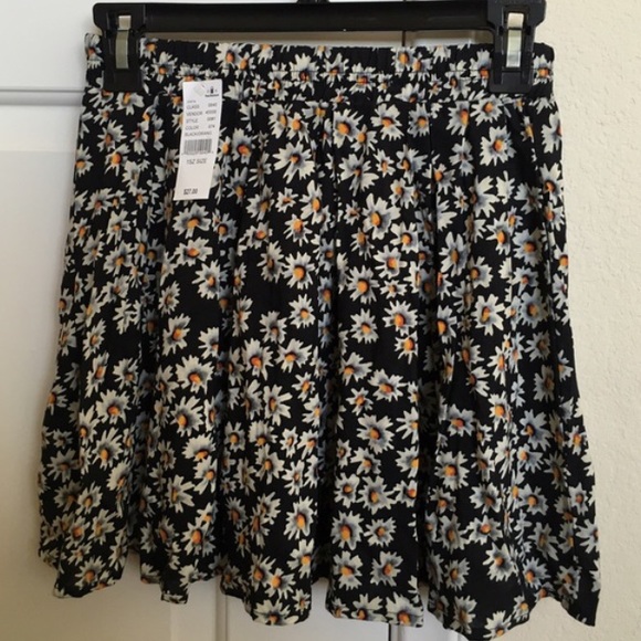 Brandy Melville Sunflower Skirt