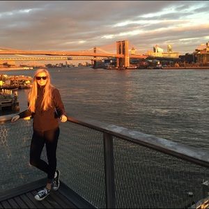 Meet your Posher, Taylor