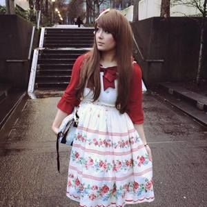 Meet your Posher, Nicole