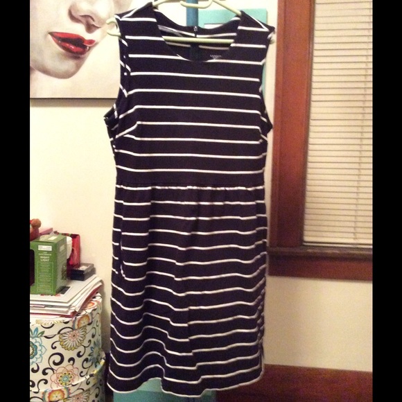 Lands' End Dresses & Skirts - Dress with pockets