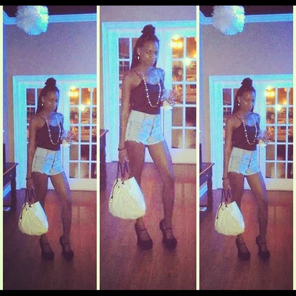 Meet your Posher, T. MyChelle - Picture 2 of 3