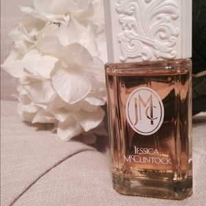 Jessica McClintock Eau de Parfum