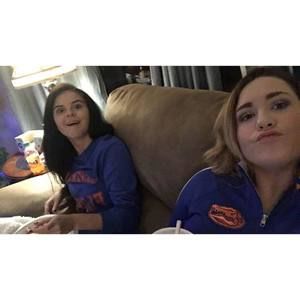 Meet your Posher, Casey