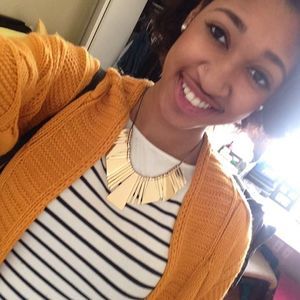 Meet your Posher, Lynn