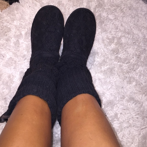 Black Knitted Uggs Size 8