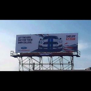 Meet your Posher, Ernesto