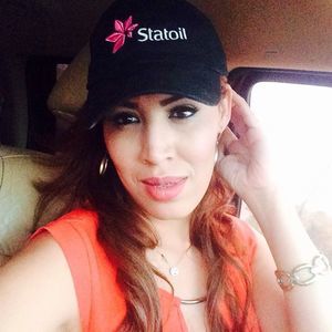 Meet your Posher, Nelly