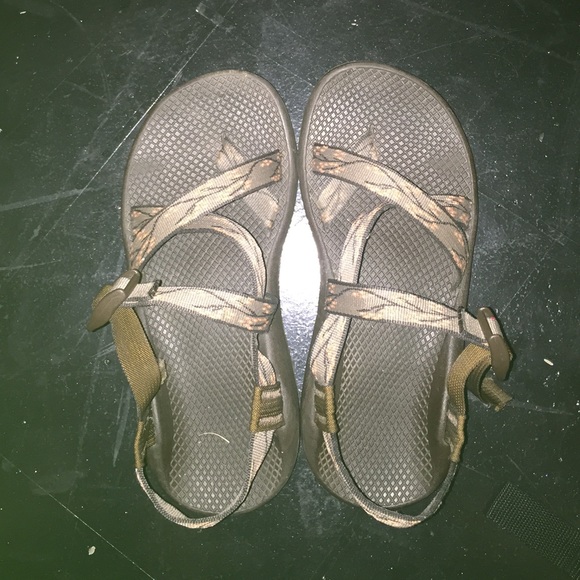 Chaco Shoe Women Size 9!
