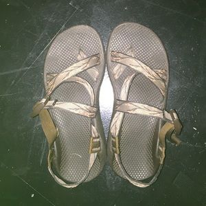 Chaco Shoe Women Size 9!