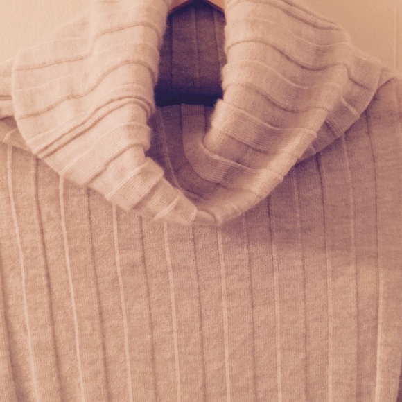 CK cashmere turtleneck eggshell white