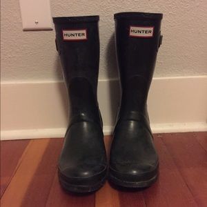 Short Dark Green Hunters