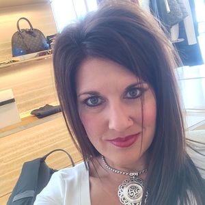Meet your Posher, Erica