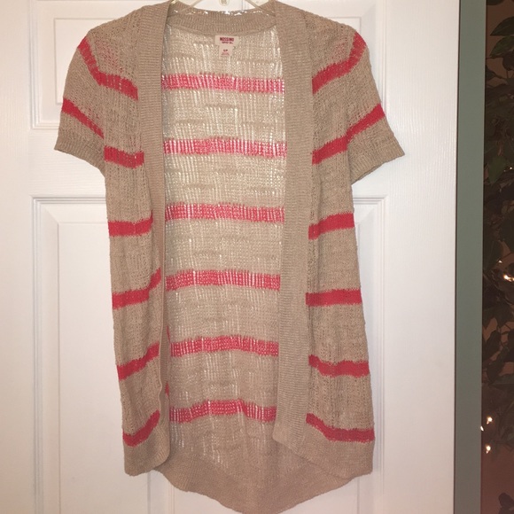 Short sleeve tan and orange knit cardigan - Picture 1 of 3