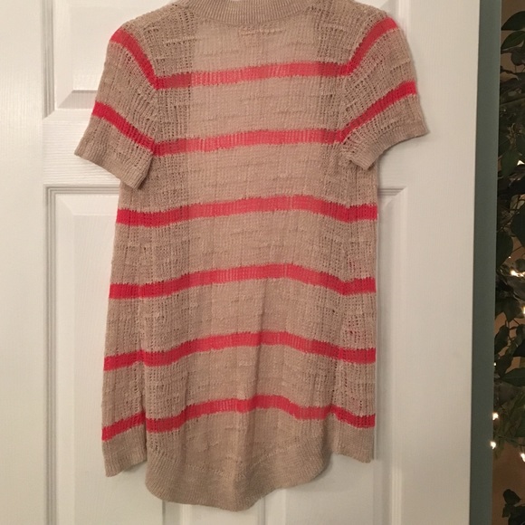 Short sleeve tan and orange knit cardigan - Picture 3 of 3