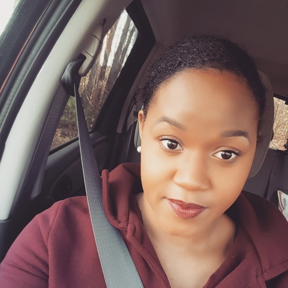 Meet your Posher, Fran - Picture 1 of 5