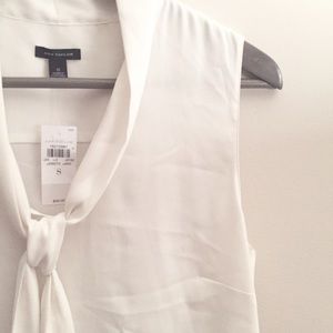 NWT Crepe Tie Neck Shell Top