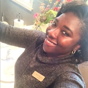 Meet your Posher, Kaylah