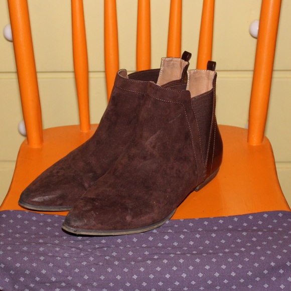 Leather/Suede Chelsea Boots