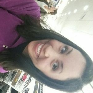 Meet your Posher, Abby