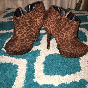 Leopard booties