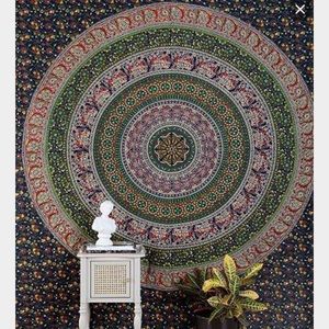 UO medallion tapestry