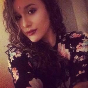 Meet your Posher, Alejandra