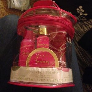 FANTASY by Britney Spears Bath & Body Set
