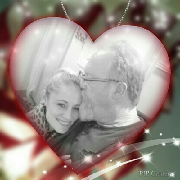 Meet your Posher, Lori - Picture 1 of 1