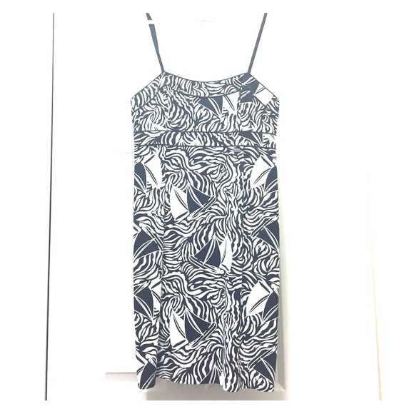 NWT Vineyard Vines navy sailboat dress (size 4)