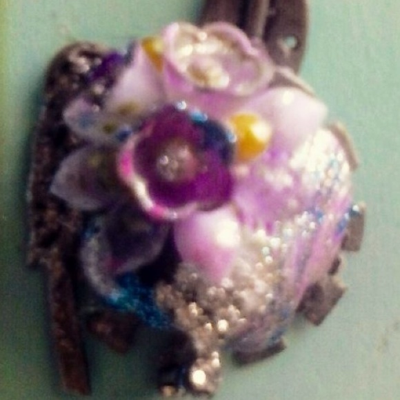 Upcycled Vintage theme Necklace - Picture 4 of 4