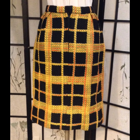 Vintage 1960s tweed skirt - Picture 2 of 4