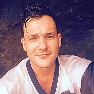 Meet your Posher, Beau