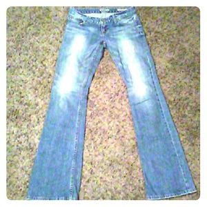Foxy Flare Leg Guess Jeans