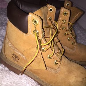 TIMBERLAND CLASSIC BOOT