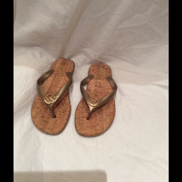Michael Kors Gold Jet Set Flip Flop Size 5