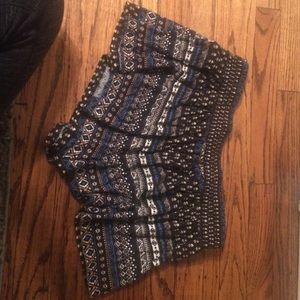 Black red white and gold shorts comfy