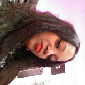 Meet your Posher, Vickie