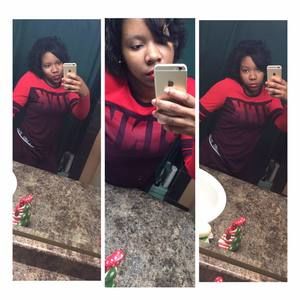 Meet your Posher, Marisa