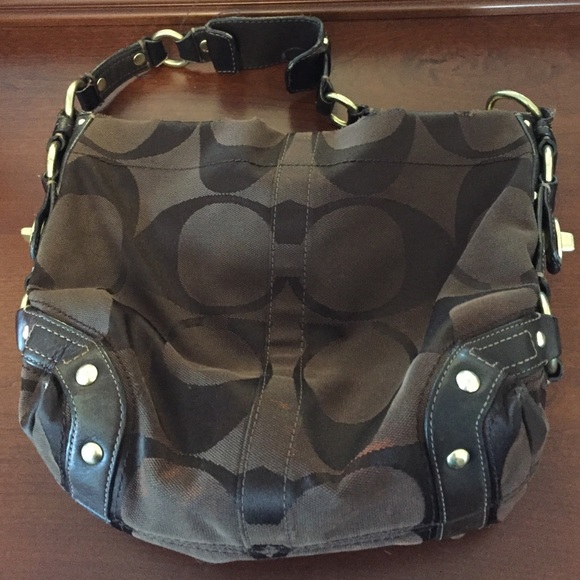 Coach Bag. Medium size.
