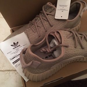 Authentic Adidas Yeezy Oxford Tan /w Receipt