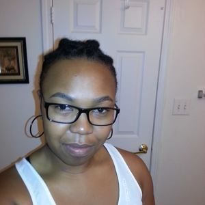 Meet your Posher, Aisha