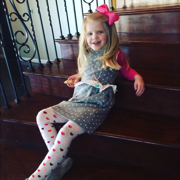 Meet your posher, Tessa - Picture 2 of 2