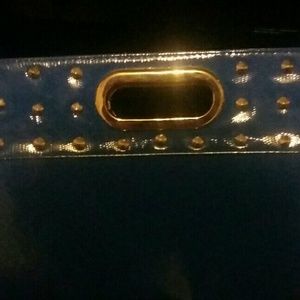 Blue clutch